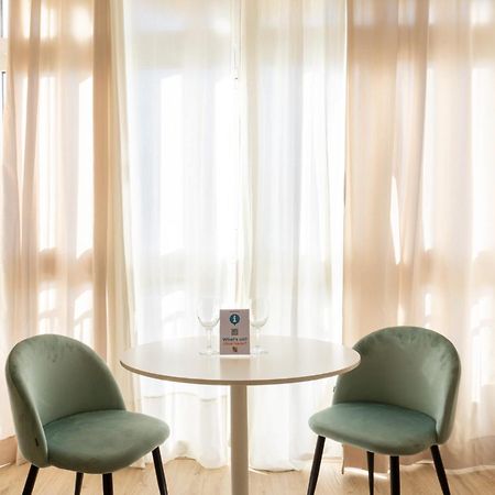 Apartamento Picasso ตอร์เรโมลิโนส ภายนอก รูปภาพ